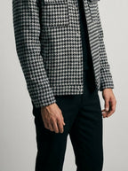 Men's Autumn Check Cropped Jacket with Spread Collar