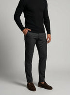 Oakworth_Turtleneck_02.jpg