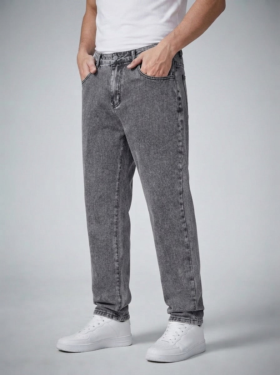 Men's Casual Regular Fit Denim Jeans with Front Pocket Construction