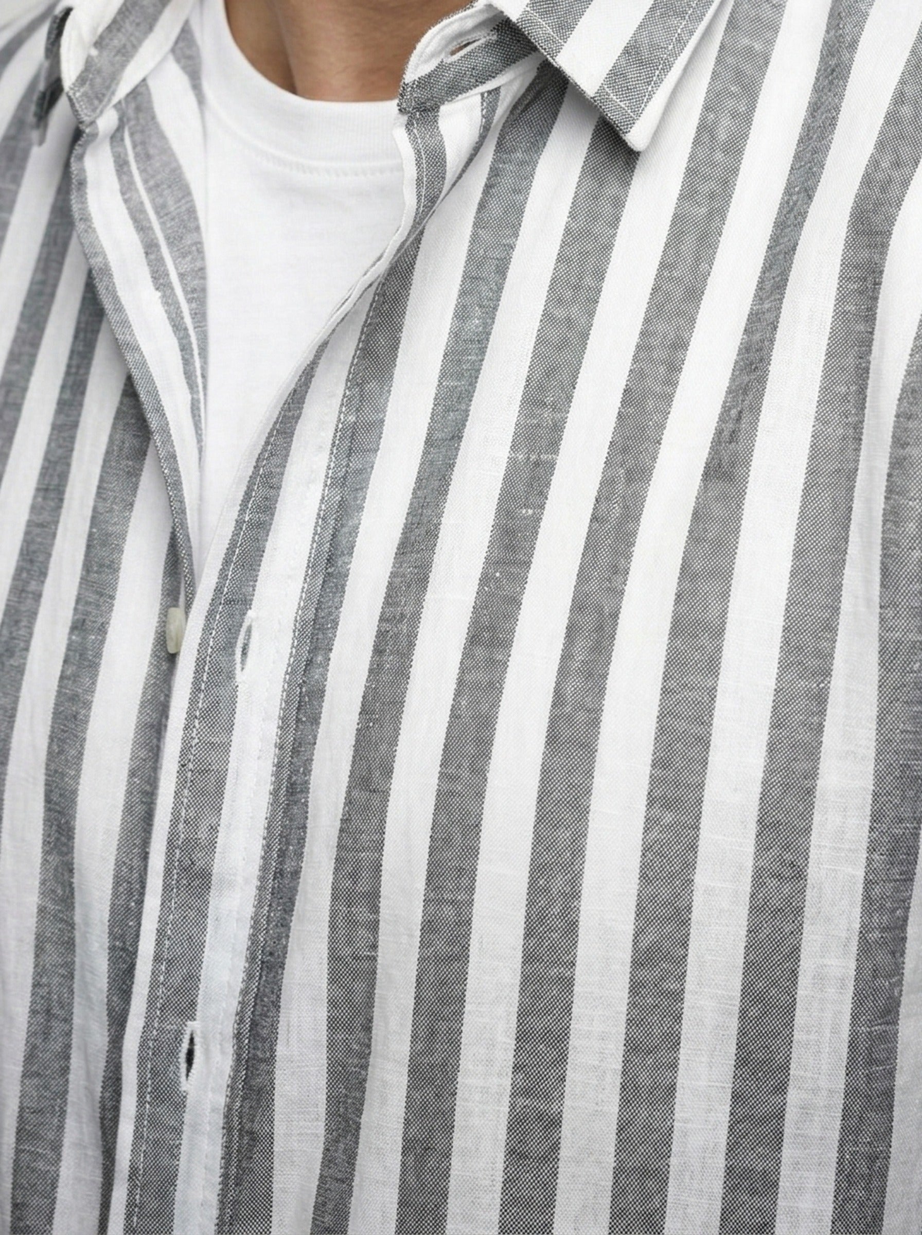 hf_20260406_113022_4f3e85b2-f07a-4733-bf73-75be5df54197.png
