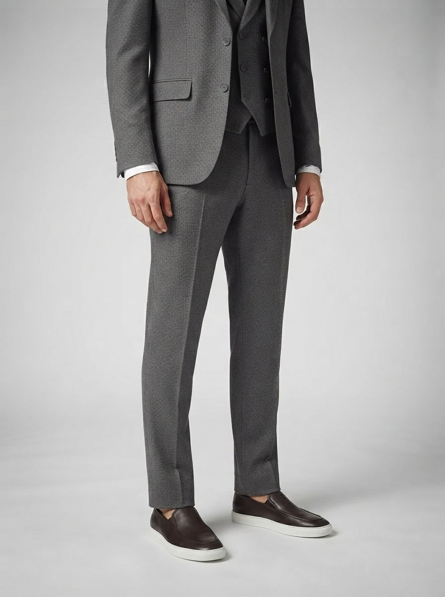 Men's Classic Three-Piece Wedding Suit with Notch Lapels