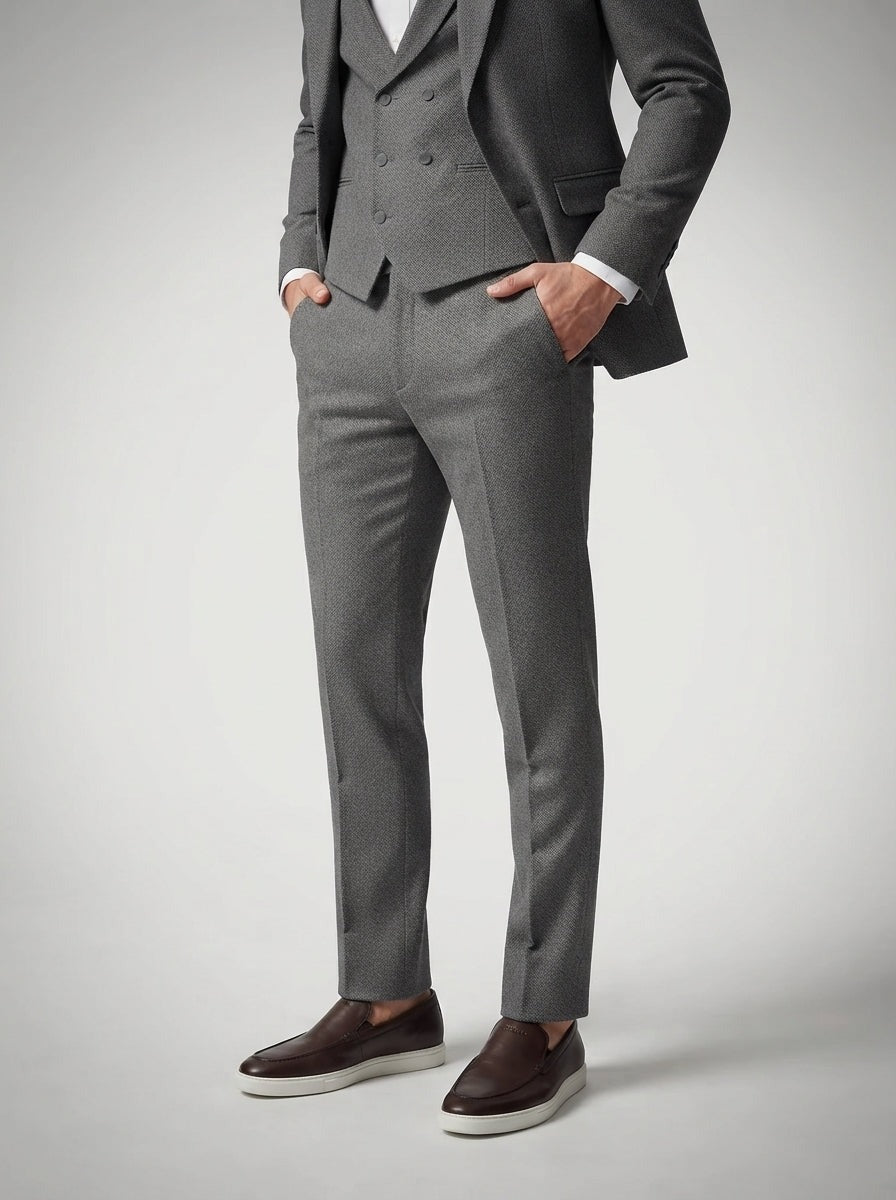 Men's Classic Three-Piece Wedding Suit with Notch Lapels