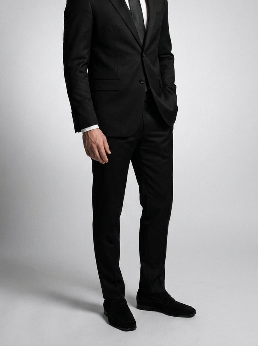hartwell-peak-lapel-suit-3.jpg