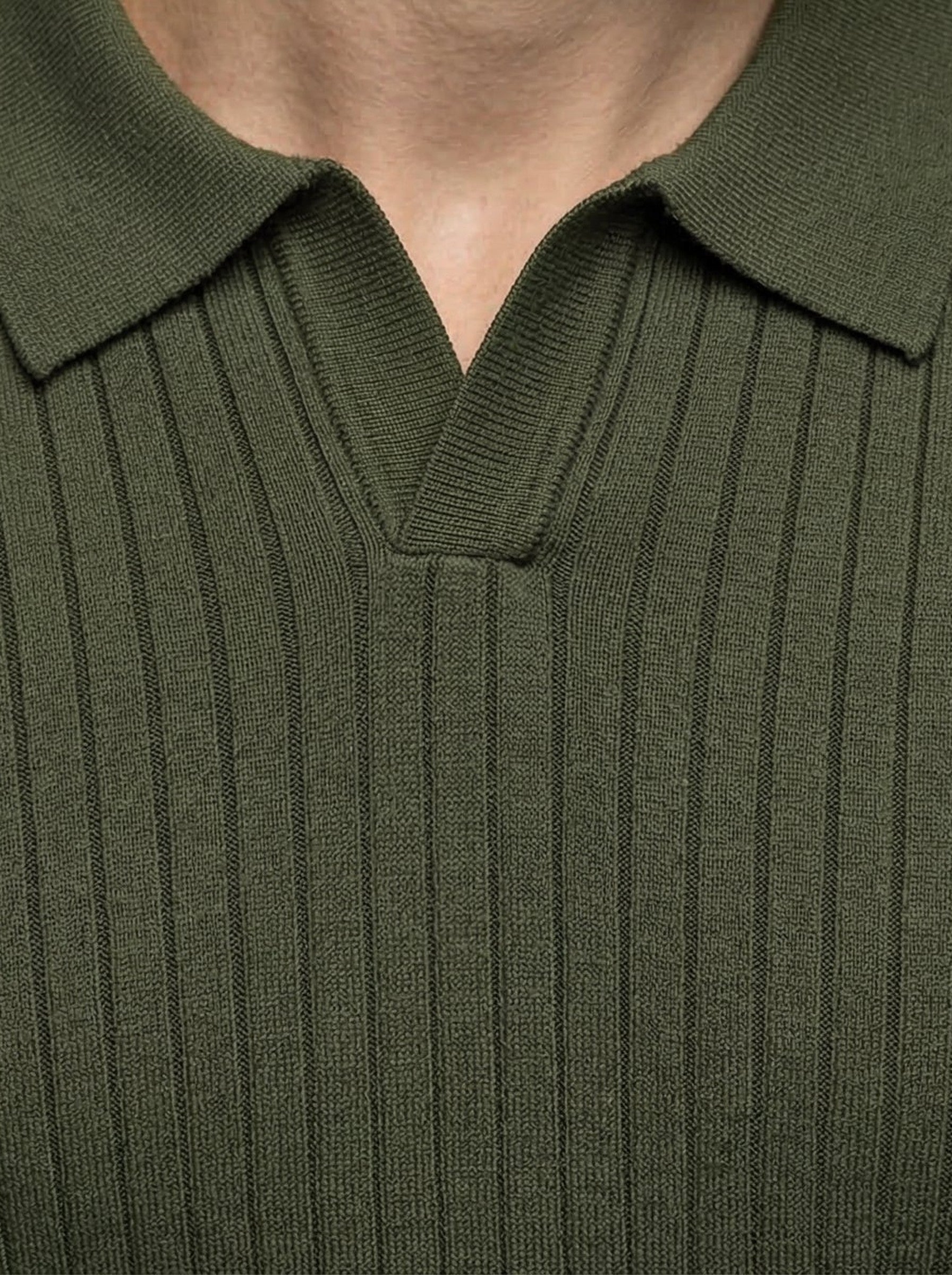 Men's Ribbed Knit Slim Fit Long Sleeve Summer Polo Shirt
