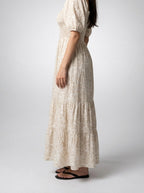 Women's Floral Sweetheart Neck Flutter Sleeve Tiered Summer Maxi Dress
