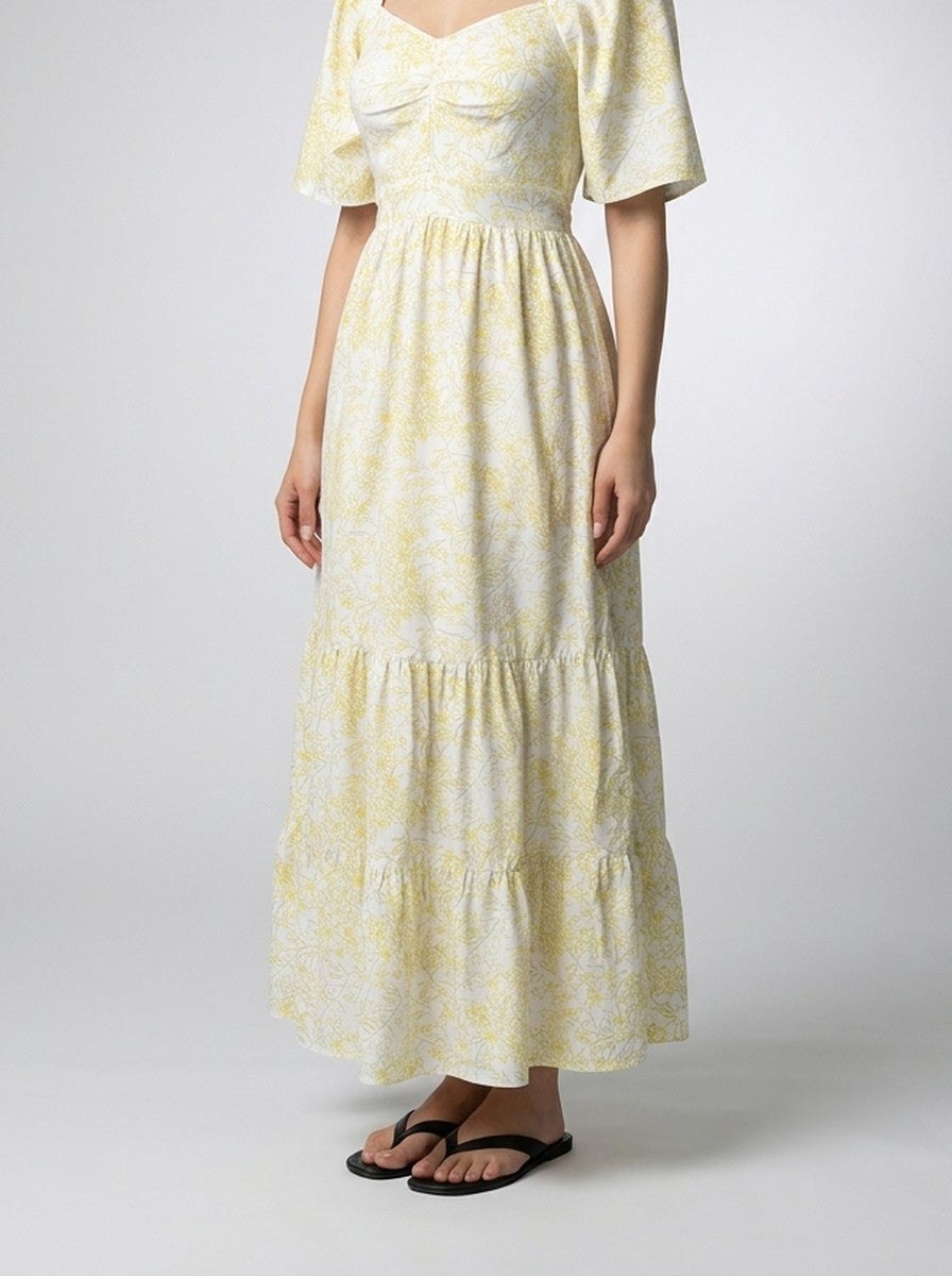 Women's Floral Sweetheart Neck Flutter Sleeve Tiered Summer Maxi Dress
