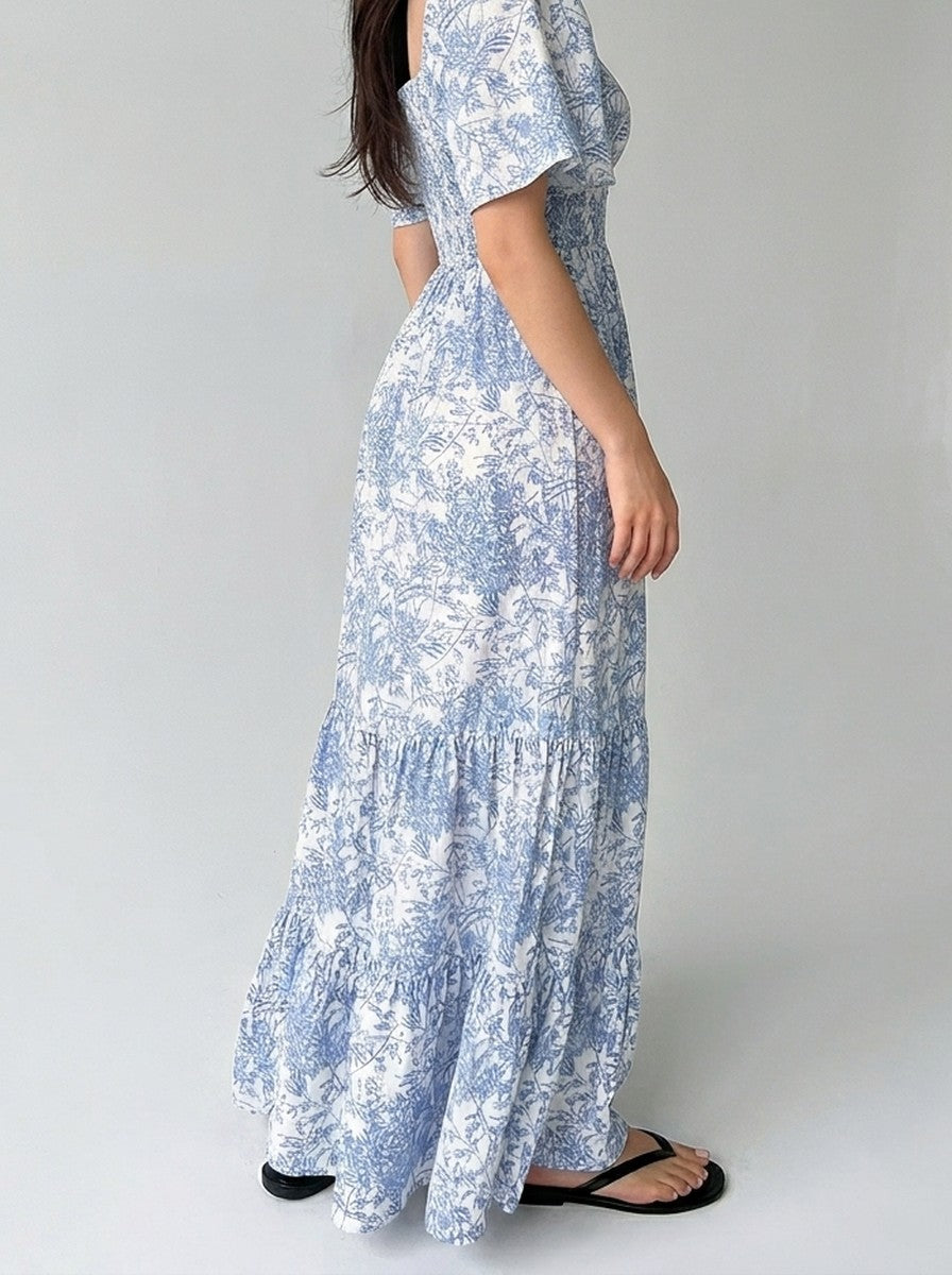 Women's Elegant Floral Tiered Occasion Maxi Dress with Sweetheart Neck