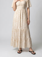 Women's Elegant Floral Tiered Occasion Maxi Dress with Sweetheart Neck