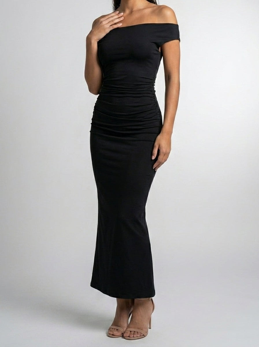 Women's Off-Shoulder Ruched Occasion Maxi Dress