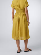 Women's Swiss Dot Short Sleeve Shirred Waist Midi Dress with V-Neck